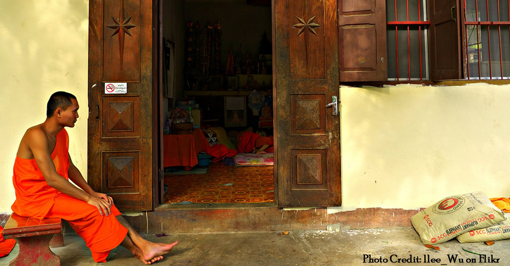 Buddhist Monk-credit: llee_wu